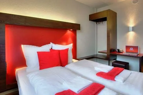 Meininger Frankfurt/main Messe 3* 美因河畔法兰克福