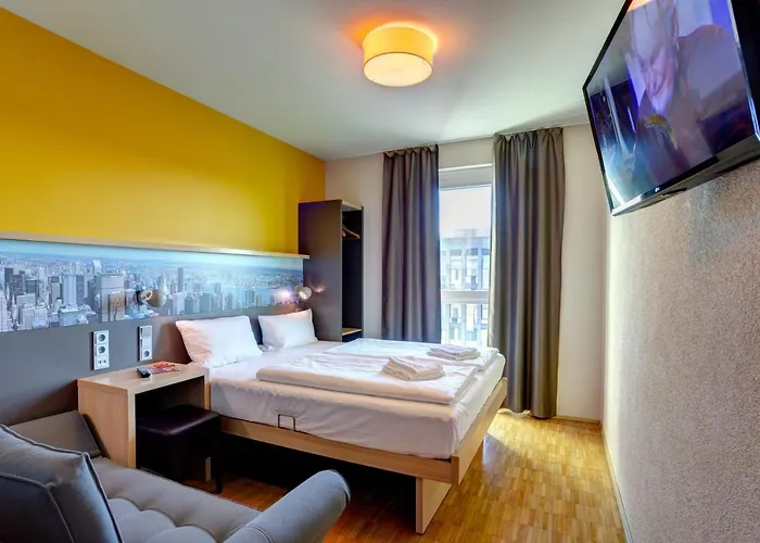 酒店 Meininger Frankfurt/main Messe 美因河畔法兰克福